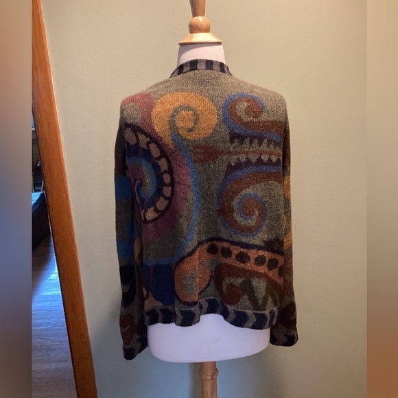 Peruvian Connection sweater - Picture 2 of 4